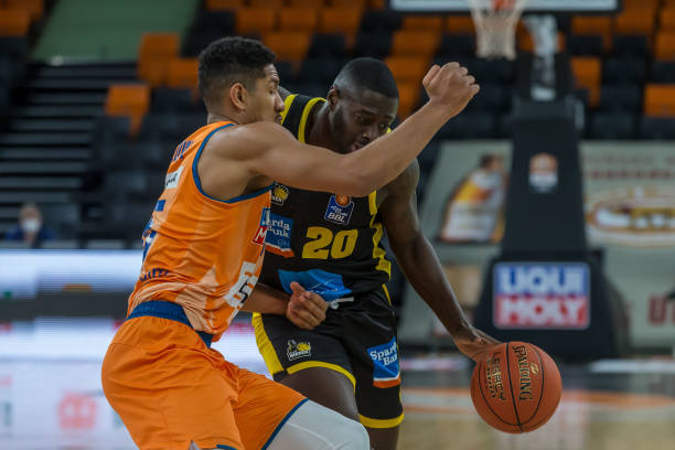 红的现象引 红的现象引