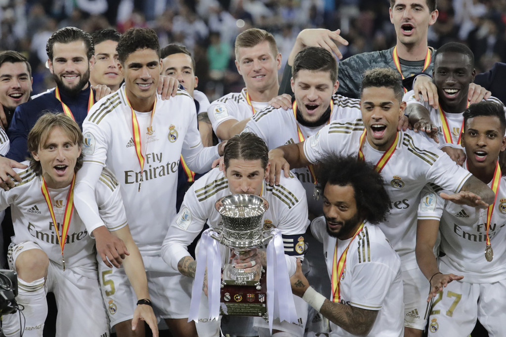 自他接手球 自他接手球