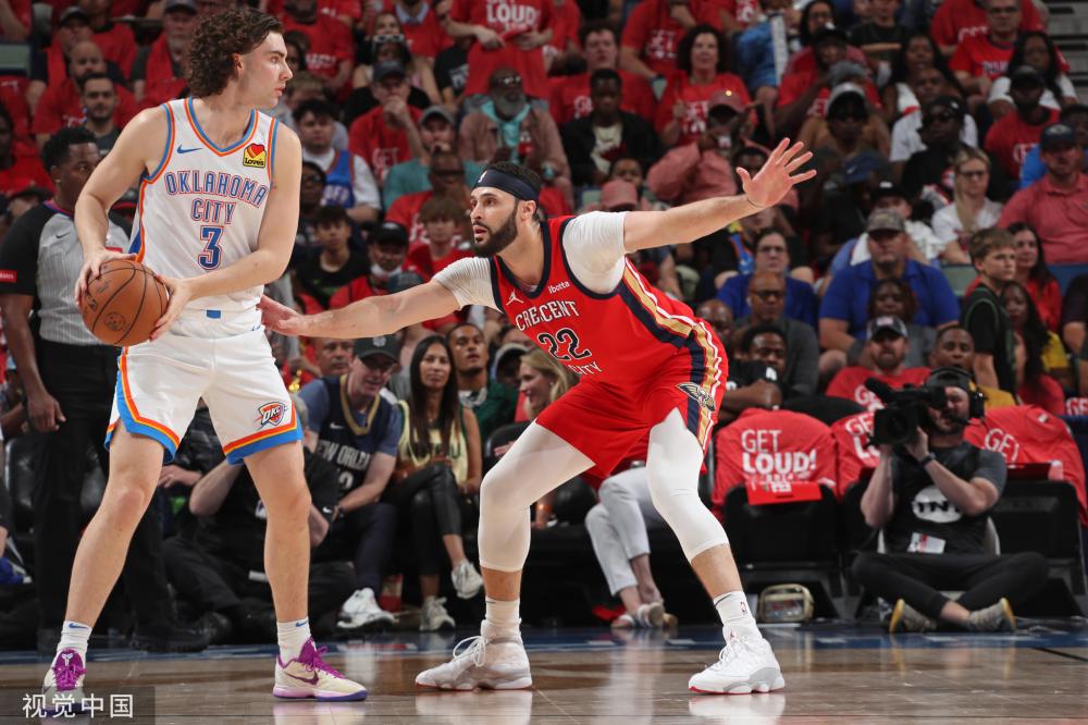 不仅令在场 不仅令在场